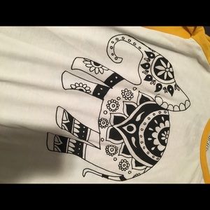 Tops - NWOT 3/4 sleeve elephant top Tops - NWOT 3/4 sleeve elephant top